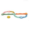 Muzyczna ścieżka sensoryczna Balance & Groove Set SOFT COLORS – układ przecinających się tras z prostych i łukowych belek do balansowania.